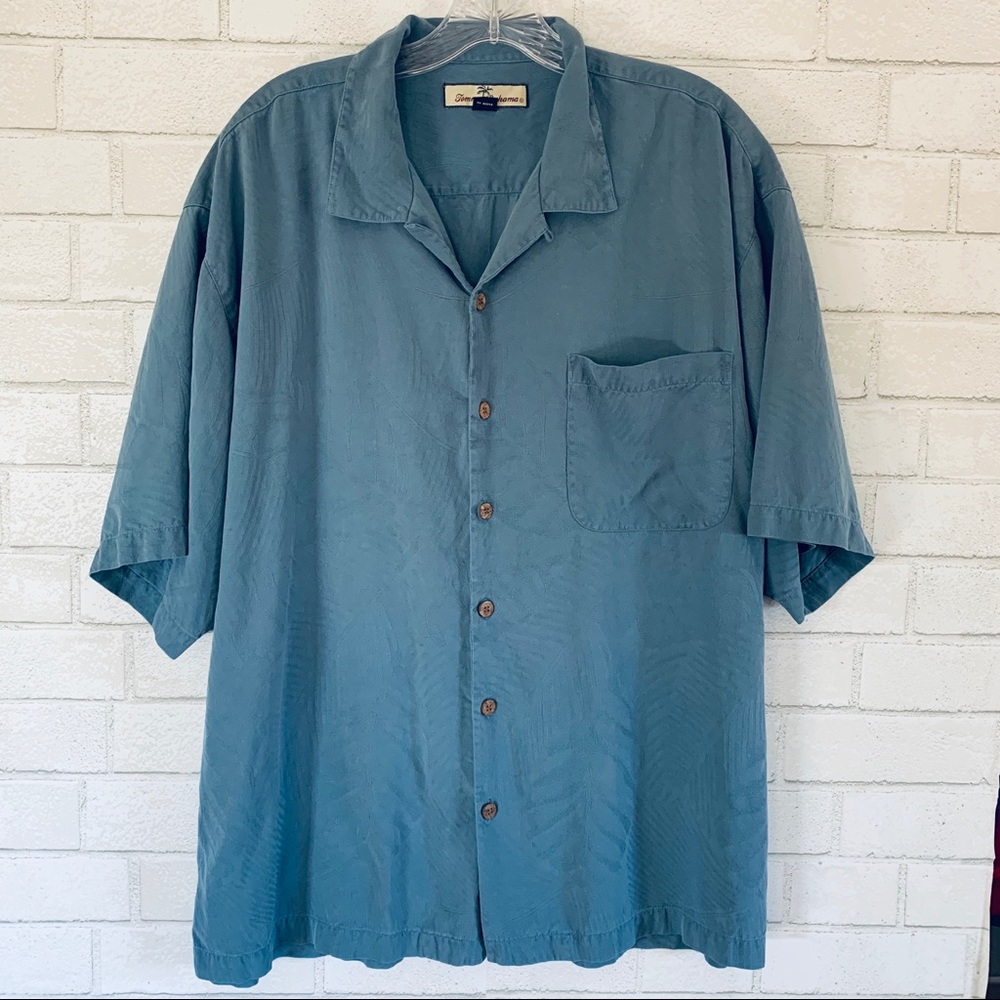 Tommy Bahama XL men’s button down Hawaiian shirt